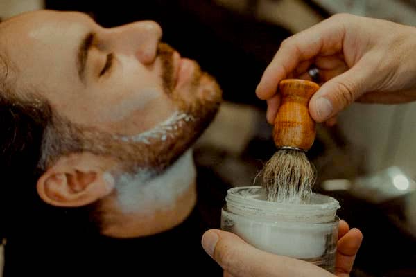 Taille de barbe par Ludovic André, coiffeur barbier à Rennes